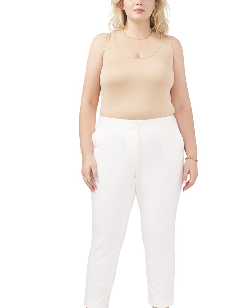 Front of a model wearing a size 16W Hazel Front Zip Twill Pant in Ultra White by Vince Camuto. | dia_product_style_image_id:274299